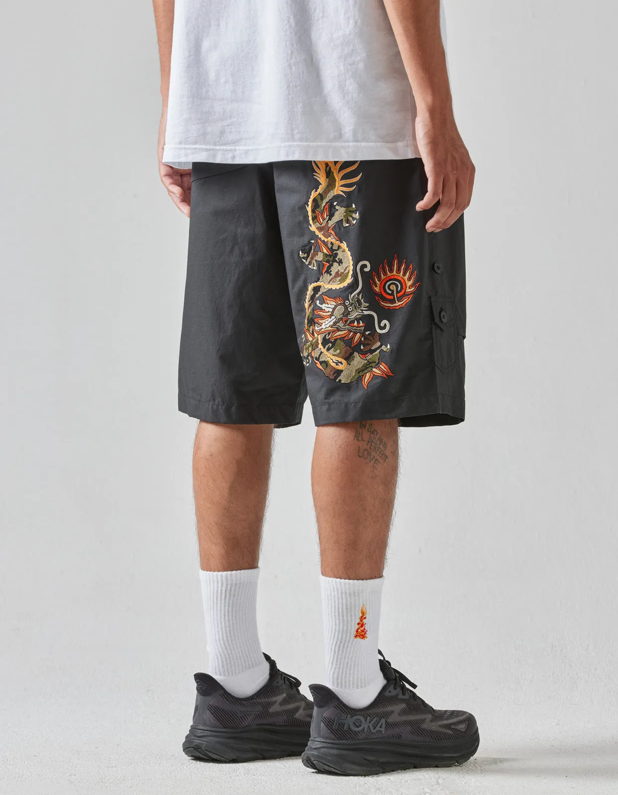 Certainly! Here’s an optimized title for the e-commerce product:

Original Dragon 5070 Loose Snoshorts - Black Casual Comfort Shorts for Men

This title includes relevant descriptors to enhance searchability and appeal to potential buyers.