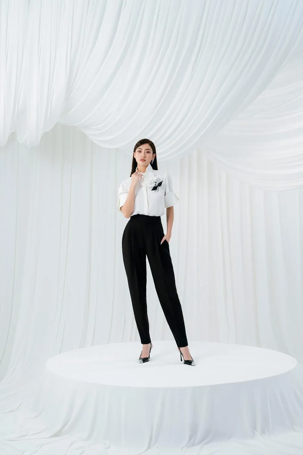 Ace Middle Sleeves Top